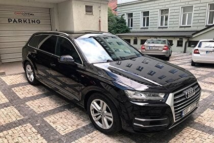 Аренда Audi Q7 в Праге