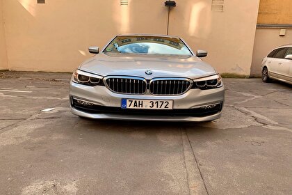 Car rental BMW 520 in Prague