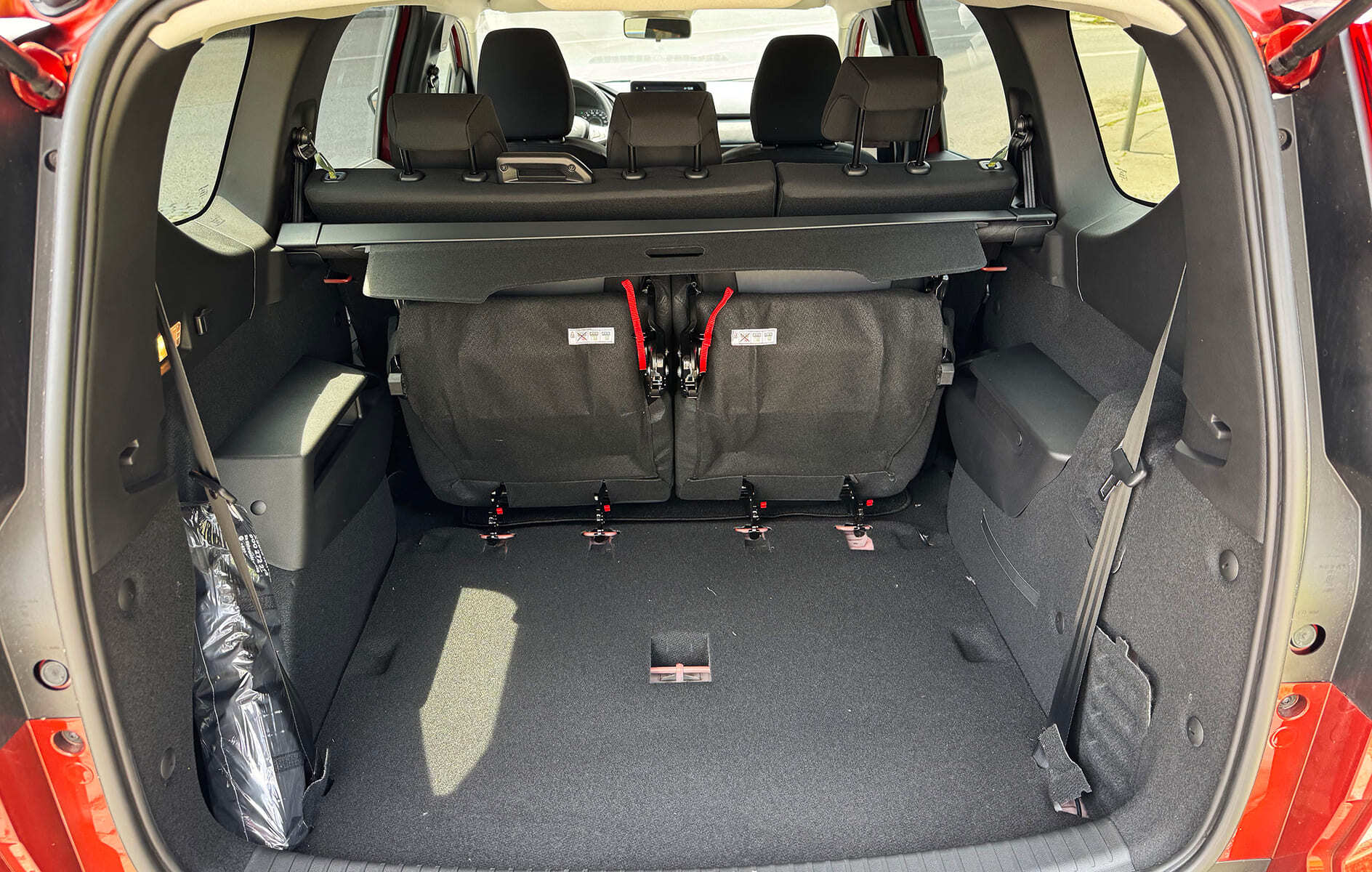 Car rental Dacia Jogger 7s AT in Prague