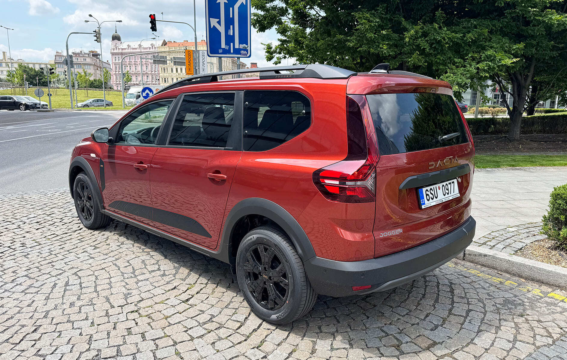 Car rental Dacia Jogger 7s AT in Prague