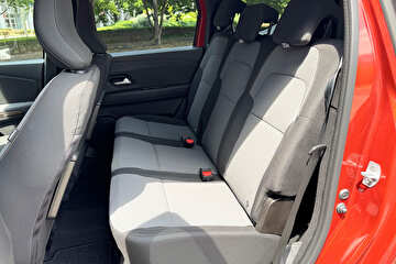 Autoverhuur Dacia Jogger 7seats in Praag