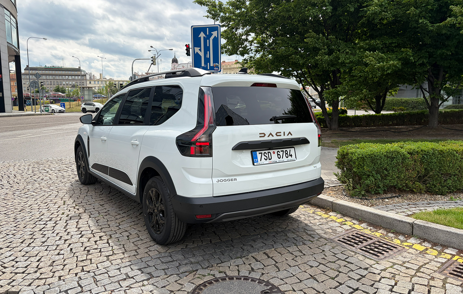 Autopůjčovna Dacia Jogger 7seats Praha
