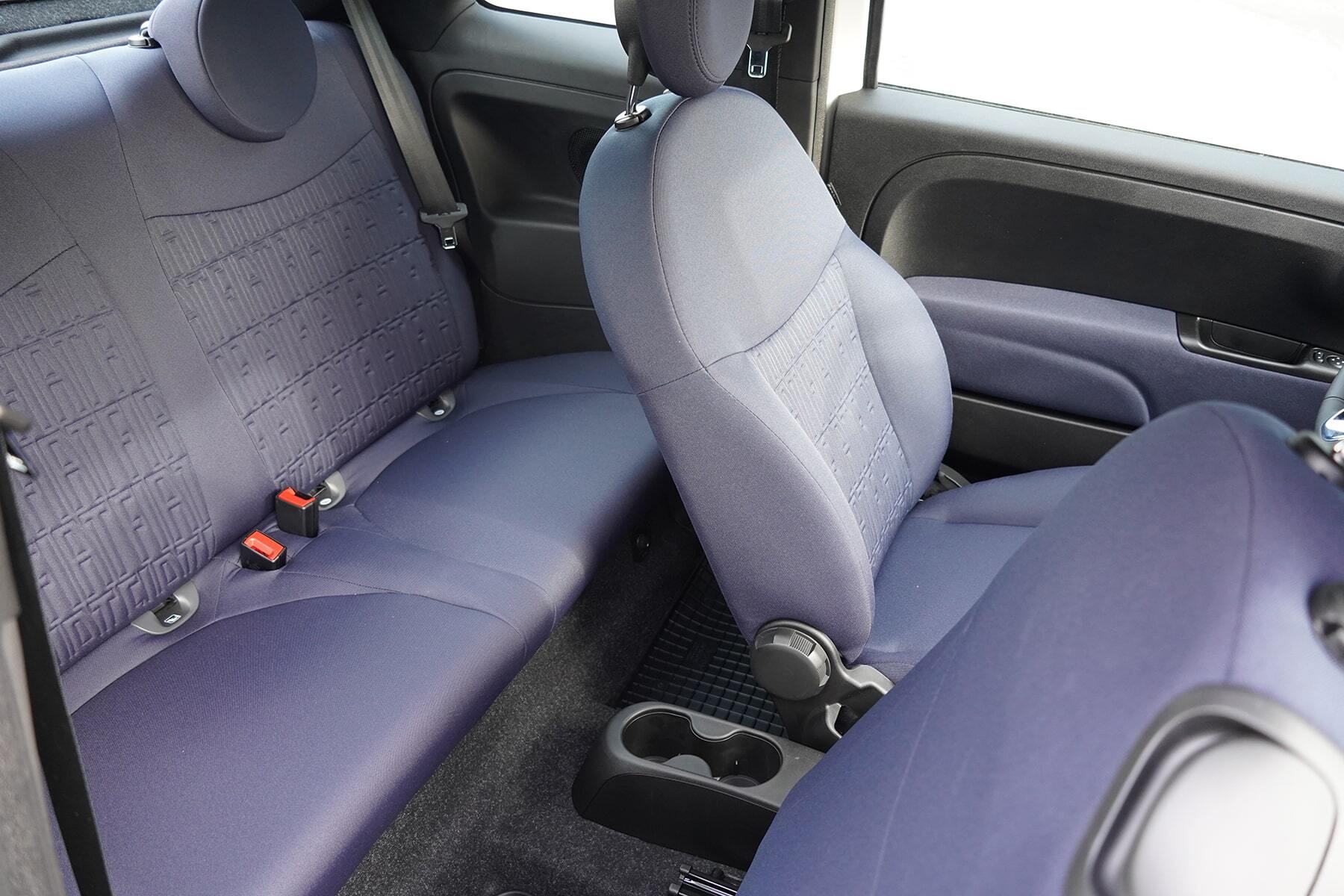 Autopůjčovna Fiat 500 Praha