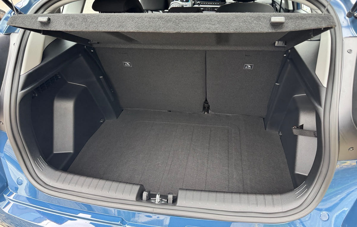 Wynajem samochodów Hyundai Bayon w Pradze