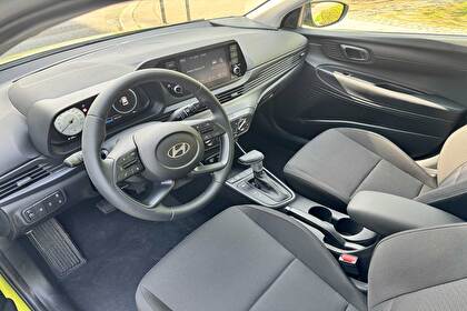 Autopůjčovna Hyundai i20 AT Praha