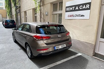 Оренда автомобіля Hyundai i30 AT у Празі