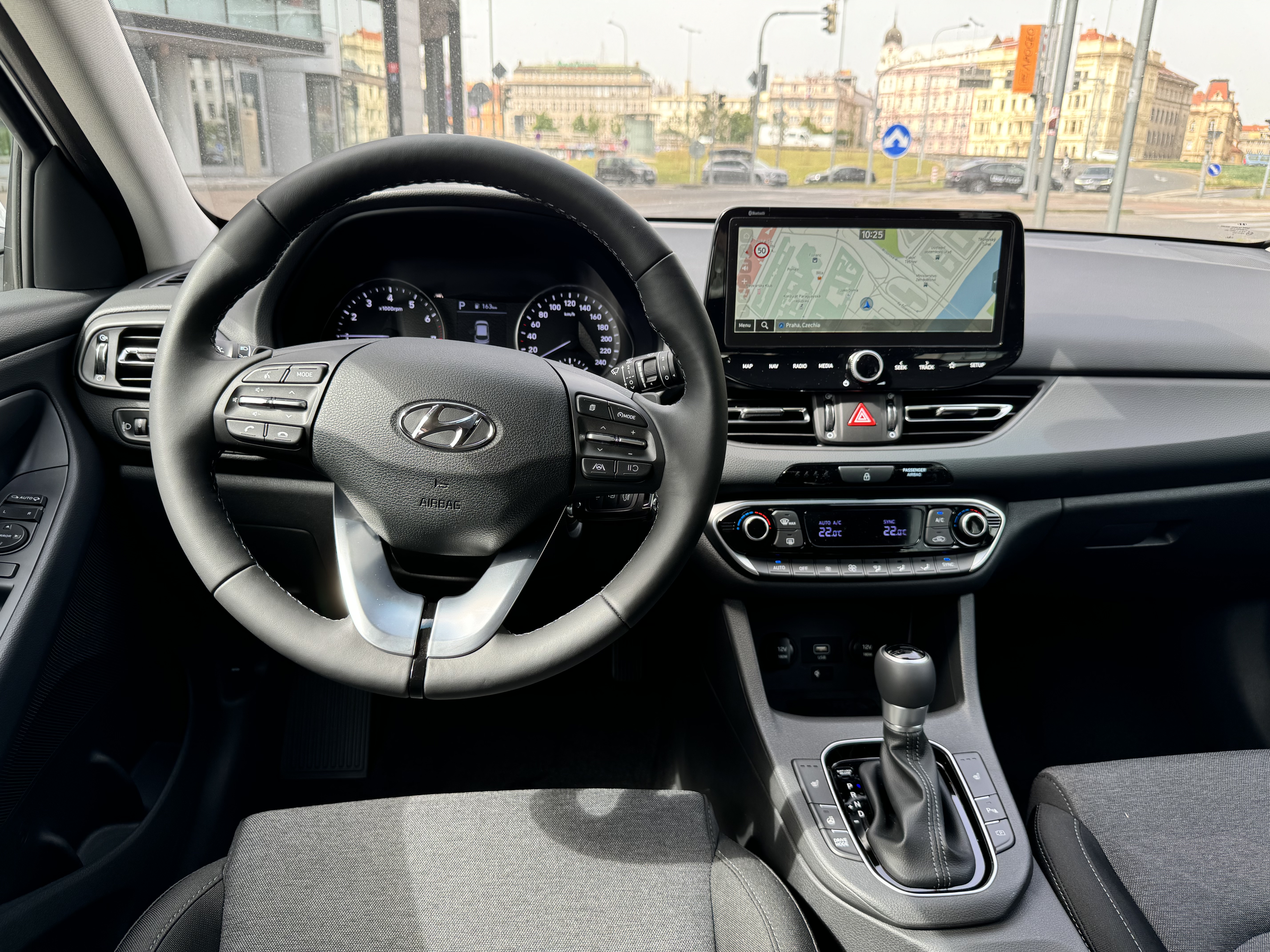Autoverhuur Hyundai i30 AT in Praag