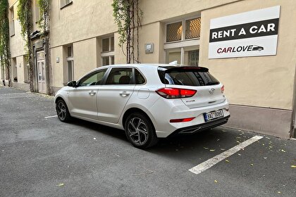 Car rental Hyundai i30 MT in Prague