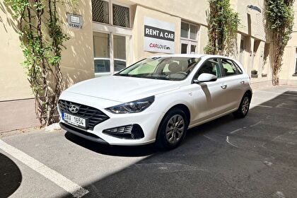 Alquiler Hyundai i30 en Praga