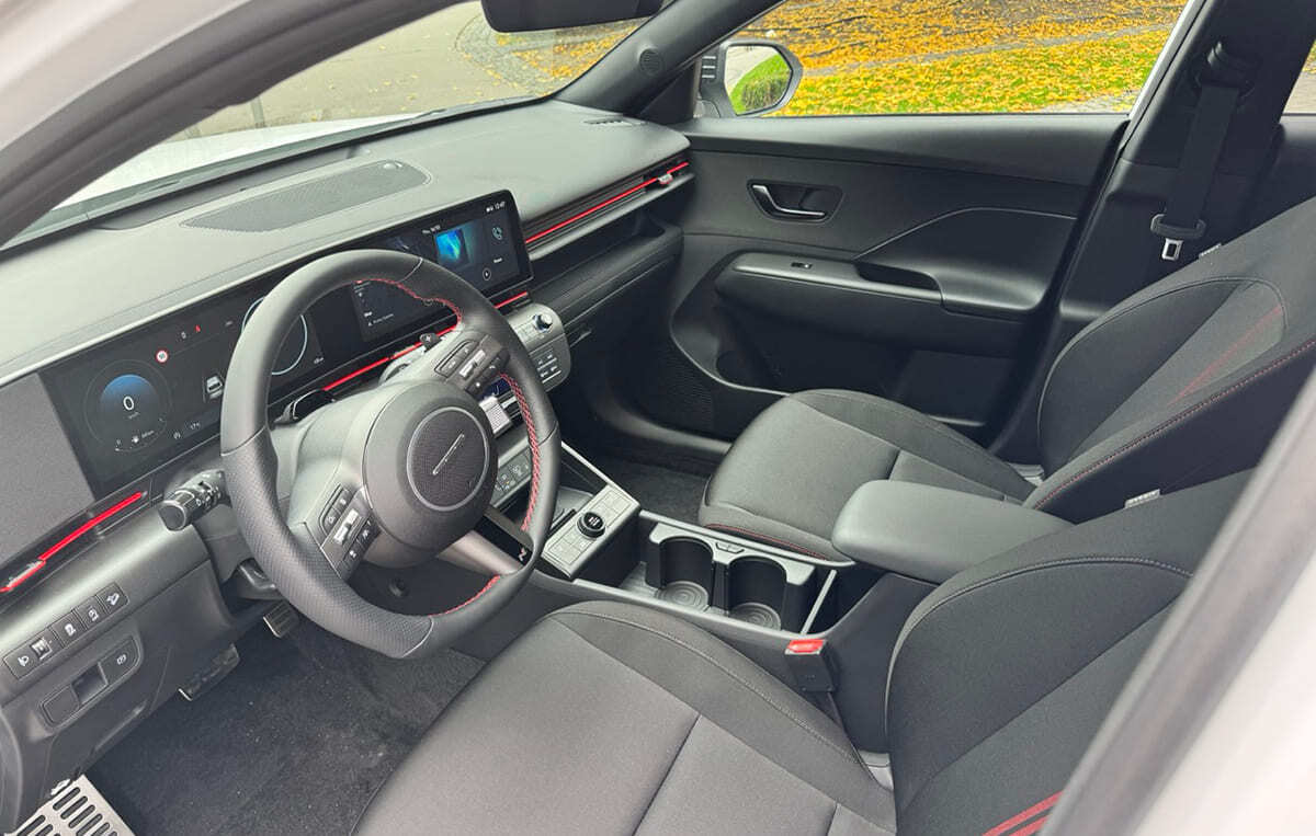 Car rental Hyundai Kona in Prague