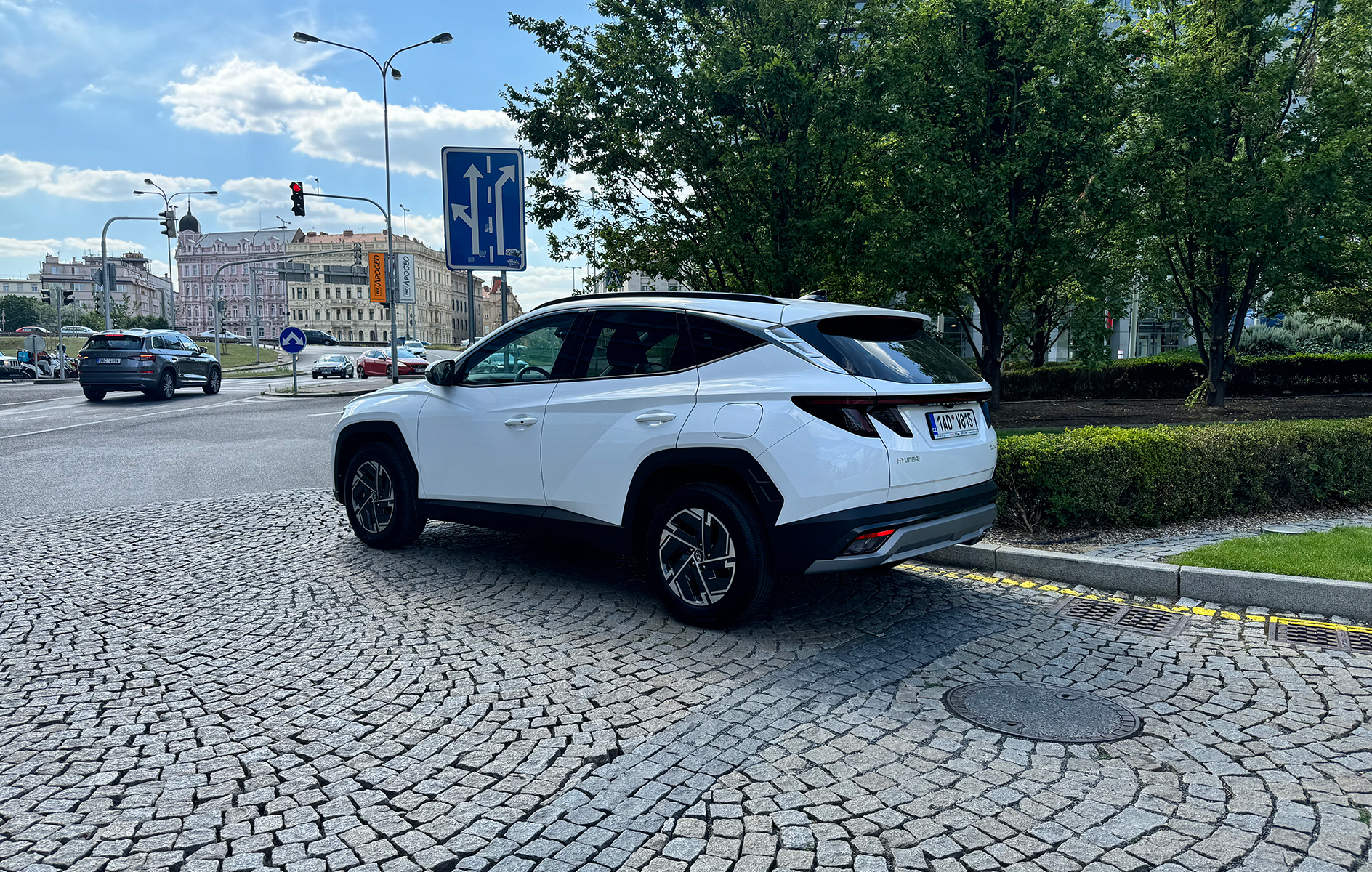 Car rental Hyundai Tucson in Prague