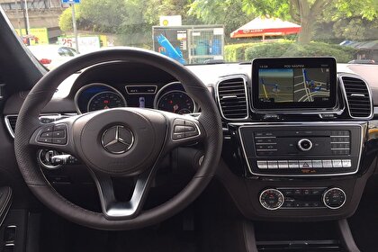 Alquiler Mercedes GLS en Praga
