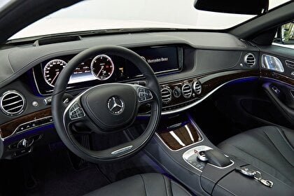 Alquiler Mercedes S-class en Praga