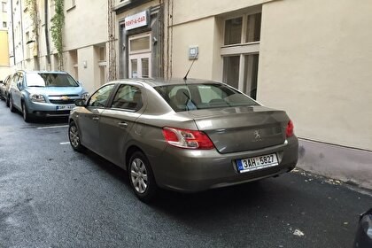 Car rental Peugeot 301 in Prague