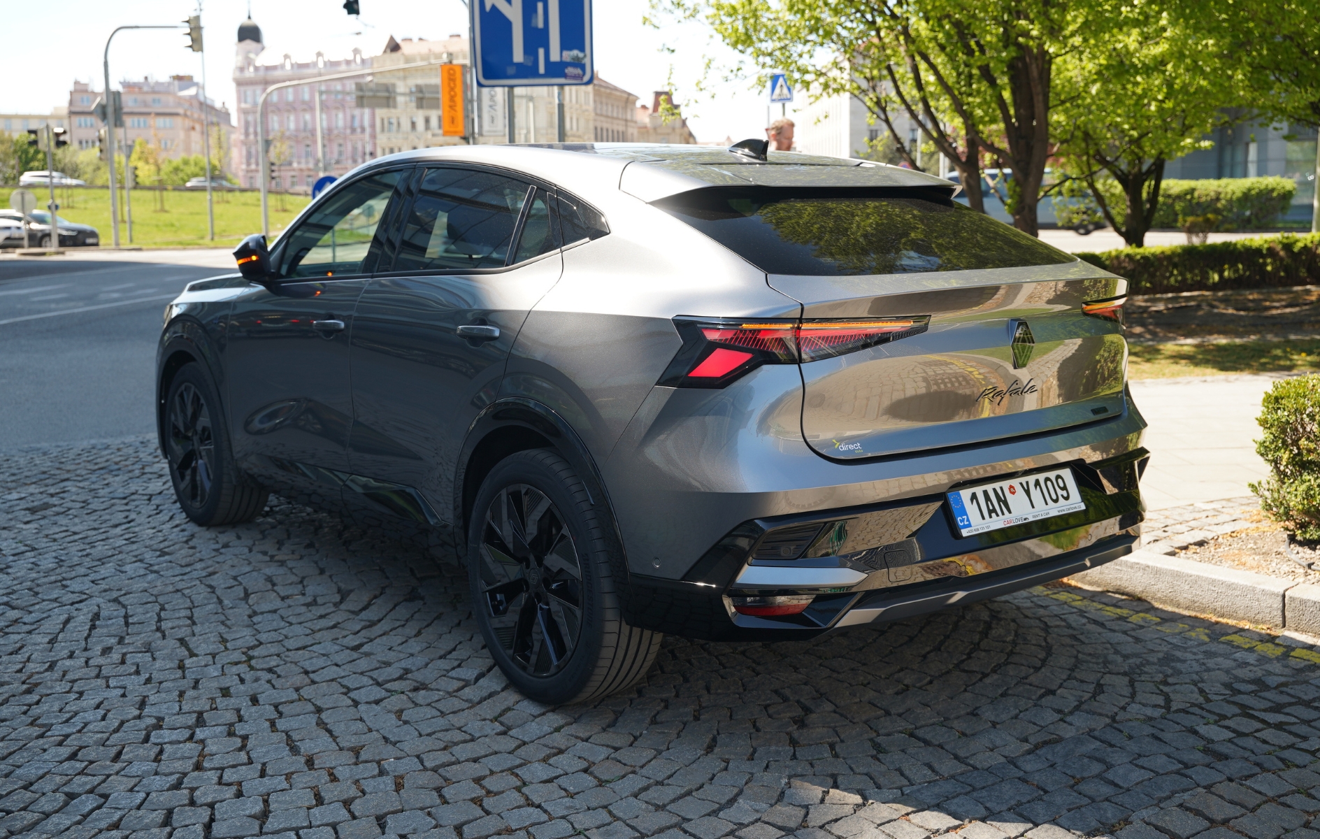 Autopůjčovna Renault Rafale Espirit Alpine Praha