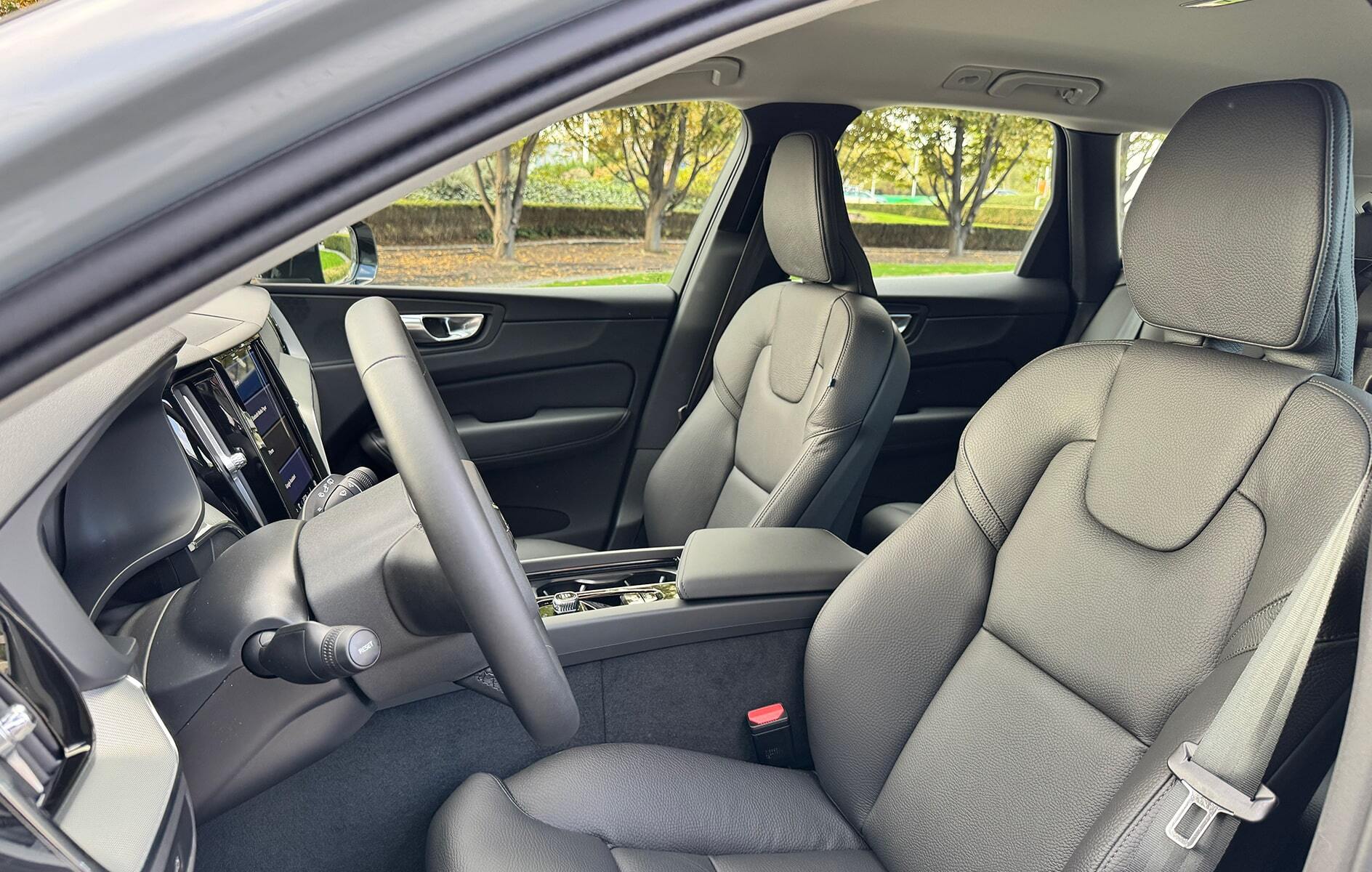 Biluthyrning Volvo XC60 i Prag