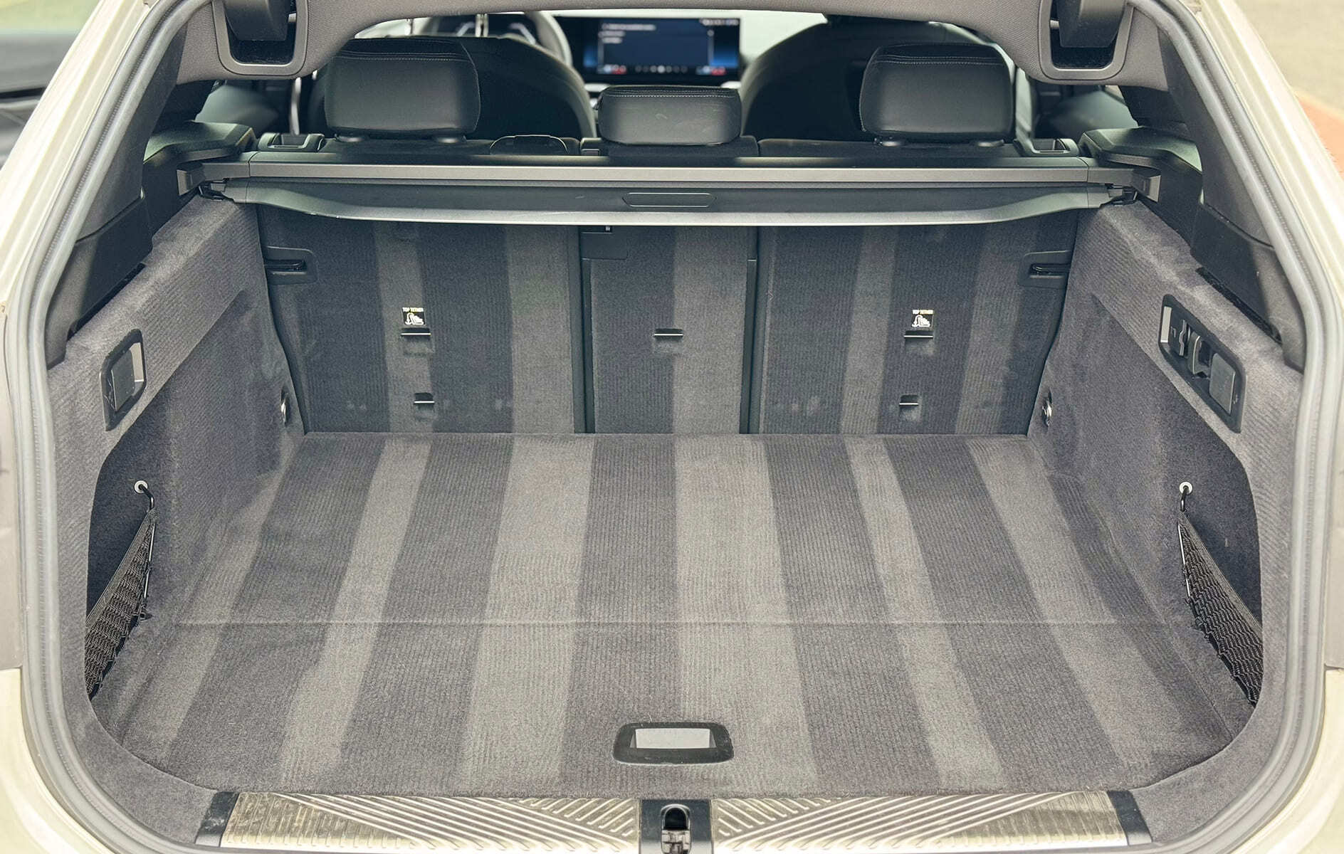 Autopůjčovna BMW 520d Touring Praha