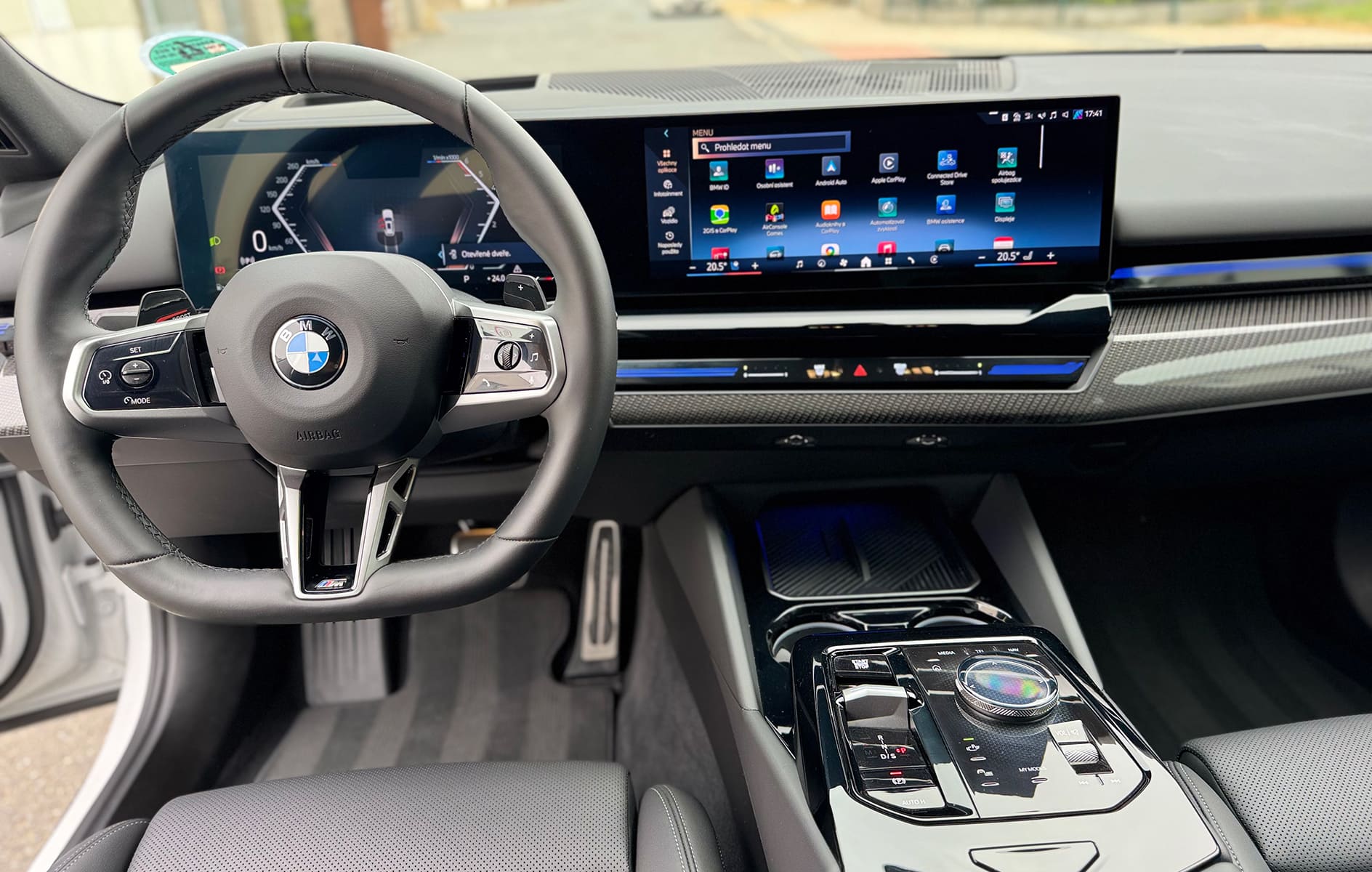 Autopůjčovna BMW 520d Touring Praha