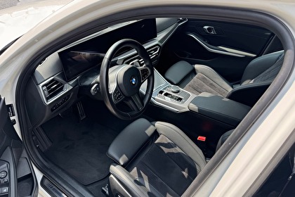 Autopůjčovna BMW 320i Praha