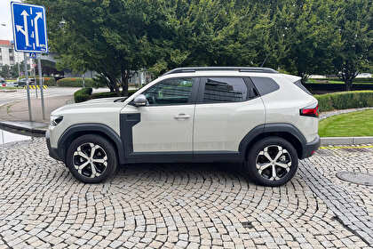 Autopůjčovna Dacia Duster AT Praha