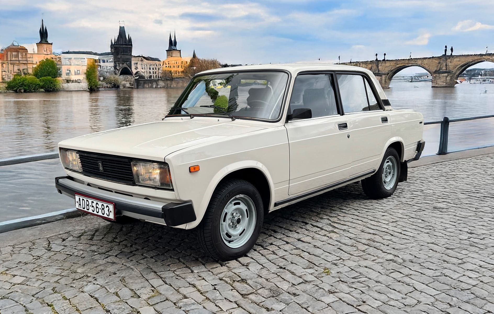 Car rental LADA 2105 Premium SE in Prague