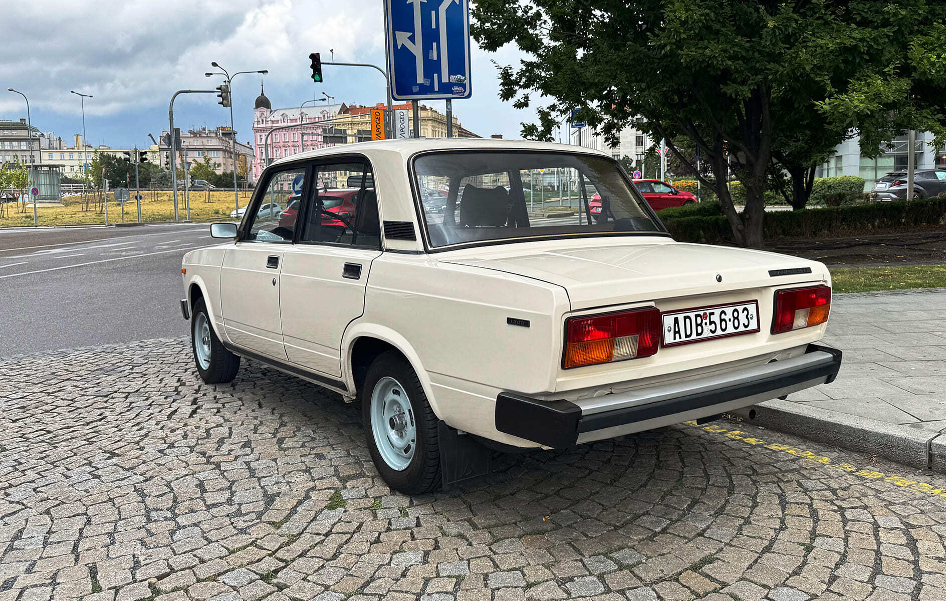 Car rental LADA 2105 Premium SE in Prague