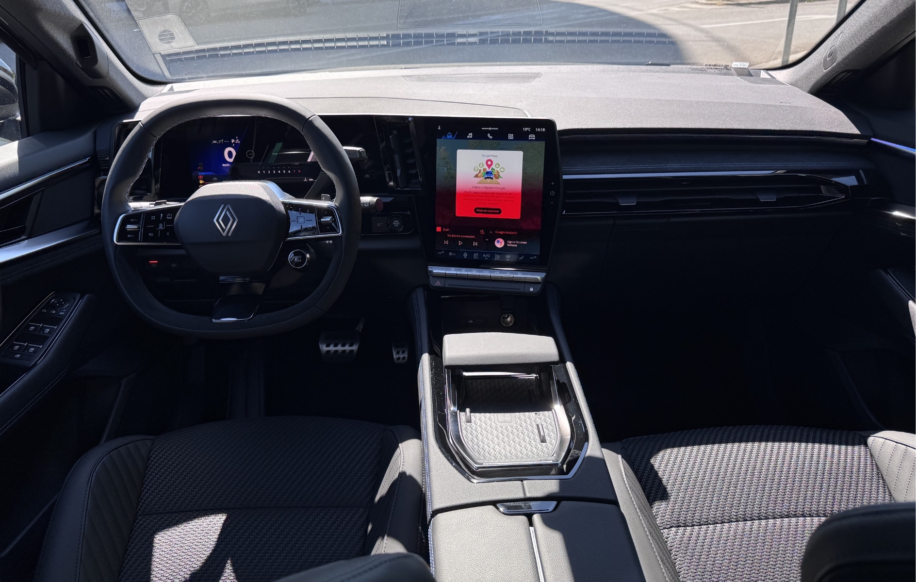 Autopůjčovna Renault Austral Praha