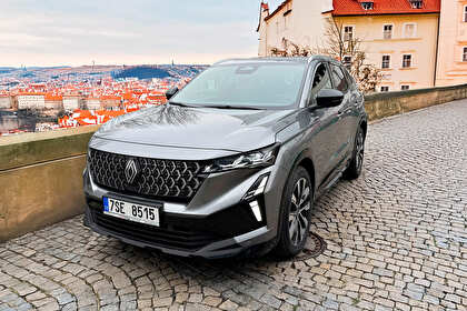 Autopůjčovna Renault Austral Praha