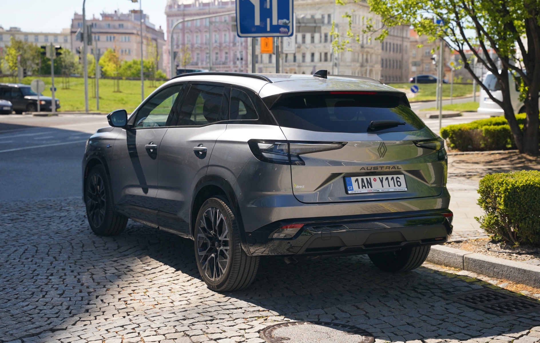 Autopůjčovna Renault Austral Praha