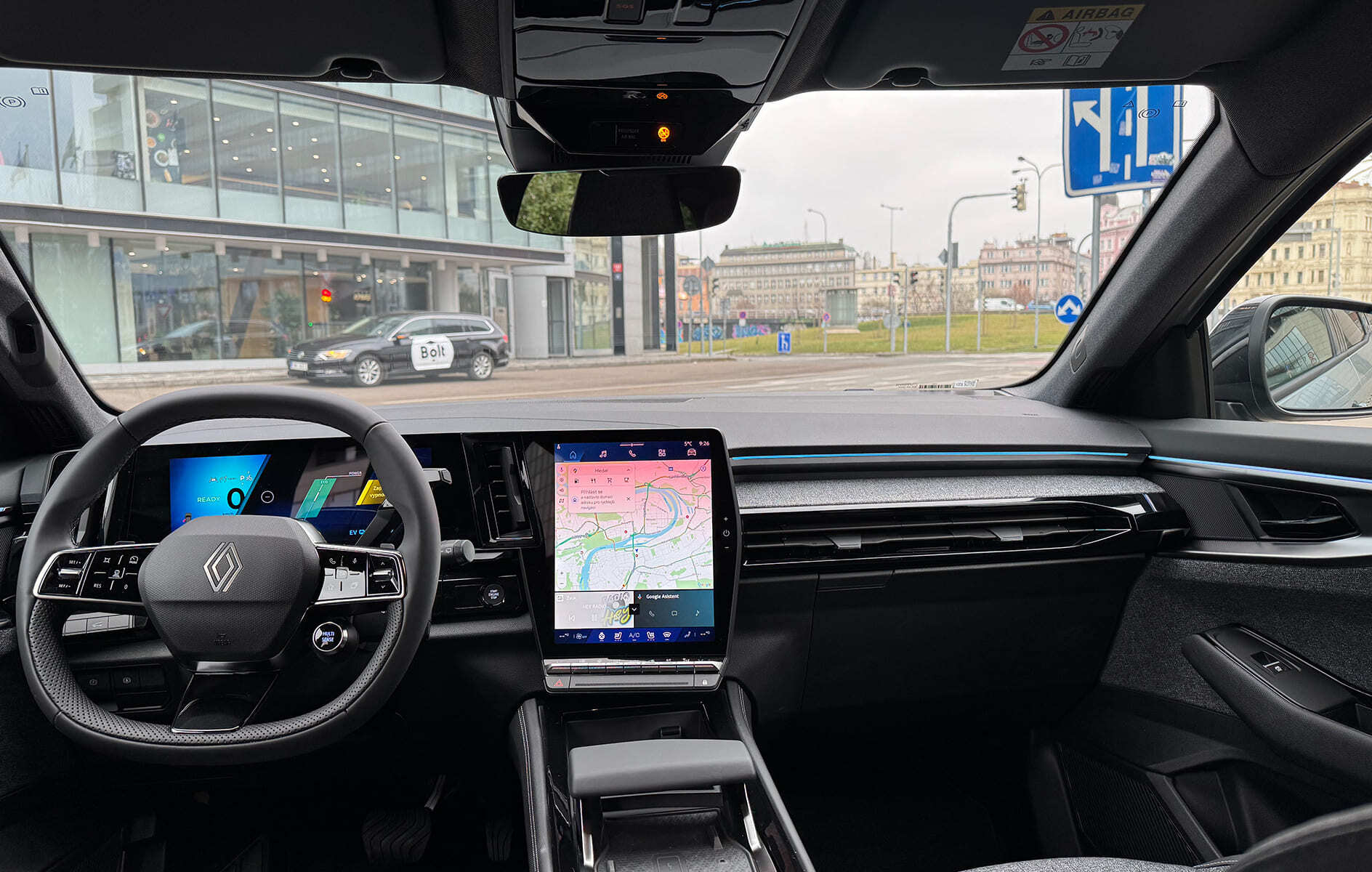 Autopůjčovna Renault Espace 7 seats Praha