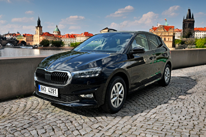 Autopůjčovna Škoda Fabia Praha
