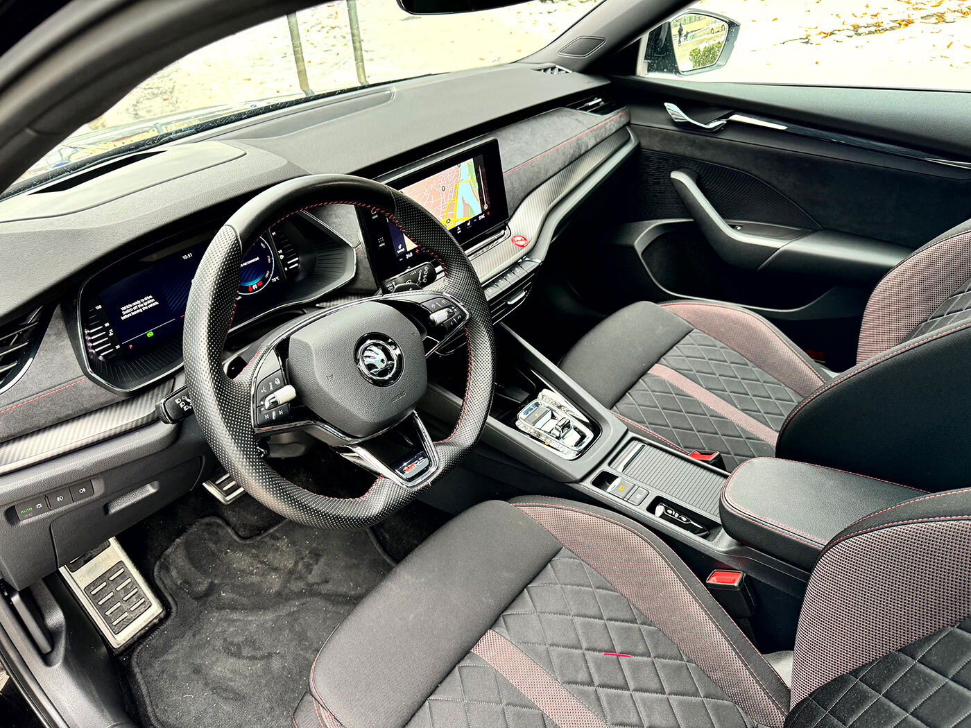 Alquiler Skoda Octavia Combi RS en Praga