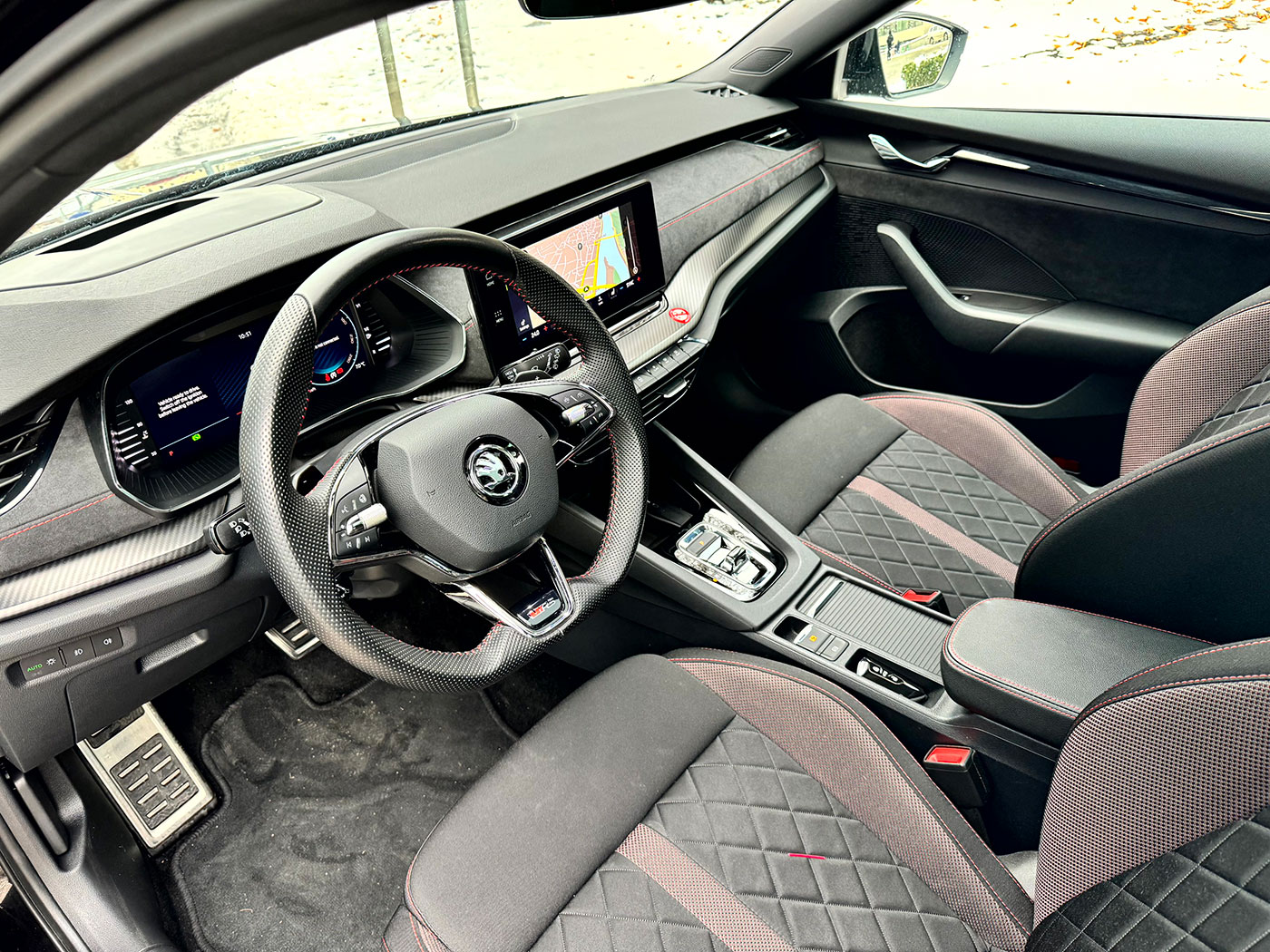 Alquiler Skoda Octavia Combi RS en Praga