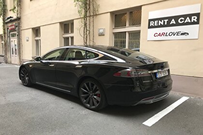 Car rental Tesla Model S P85D in Prague