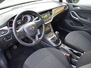 Car rental Opel Astra MT in Prague