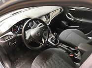 Car rental Opel Astra MT in Prague