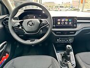 Biluthyrning Škoda Fabia i Prag