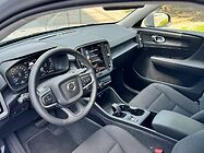 Аренда Volvo XC40 в Праге