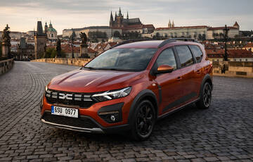 Autopůjčovna Dacia Jogger 7s AT Praha