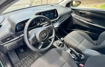Autopůjčovna Hyundai i20 MT Praha