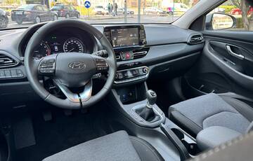 Autopůjčovna Hyundai i30 Combi Praha