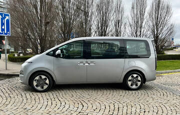 Autopůjčovna Hyundai Staria Praha
