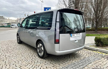 Autopůjčovna Hyundai Staria Praha