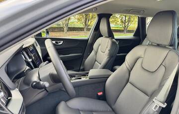 Autopůjčovna Volvo XC60 Praha