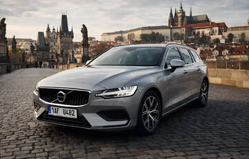 Autopůjčovna Volvo V60 Praha
