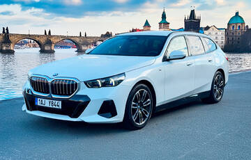 Autopůjčovna BMW 520d Touring Praha