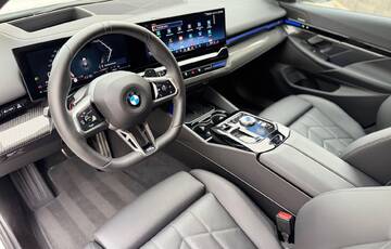 Autopůjčovna BMW 520d Touring Praha