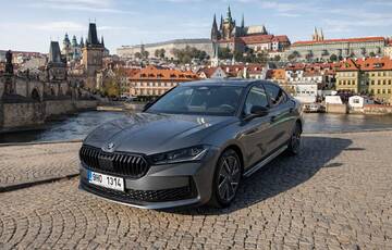 Autopůjčovna Skoda Superb Praha