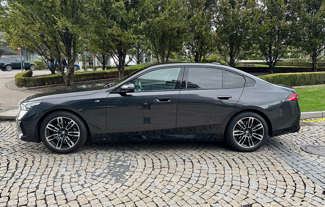 Аренда BMW 520 xDrive в Праге