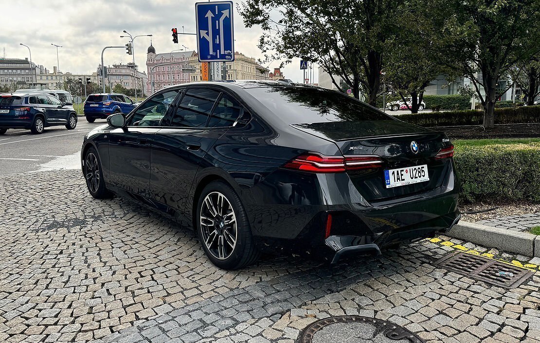 Аренда BMW 520 xDrive в Праге